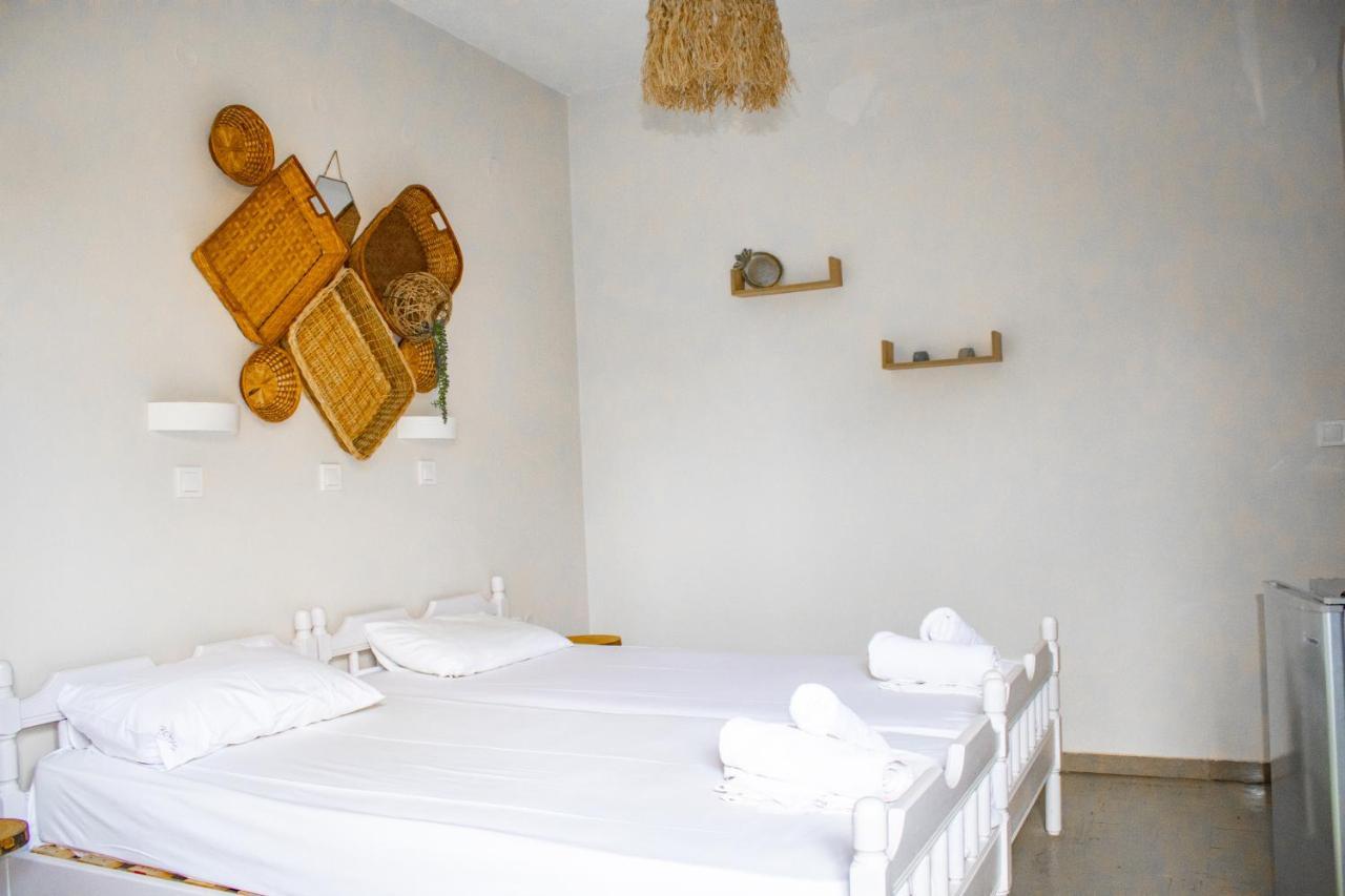 Bob's Apartahotel *